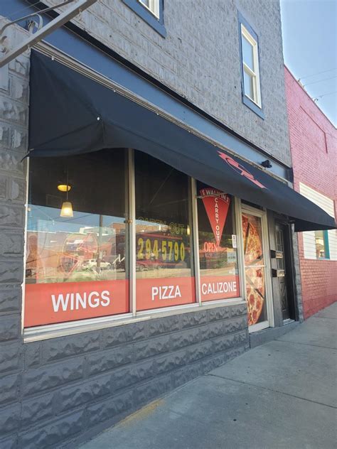 simple simons paola  Cuisine: Pizza, Subs, Sandwiches Neighborhood: Paola Website: Simon's Pizza - Paola, KS is a business providing services in the field of Meal delivery, Meal takeaway, Restaurant, 